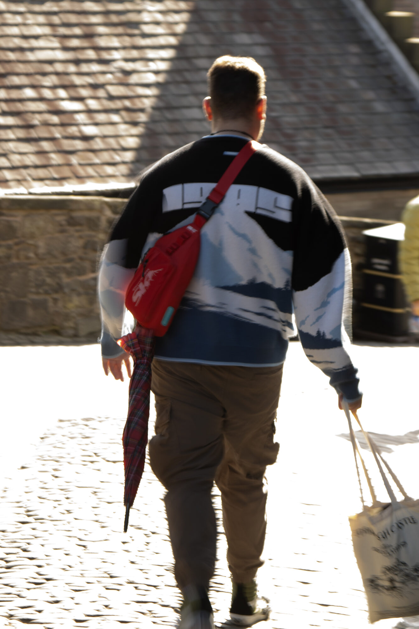 Edinburgh — Cobblestone Walk