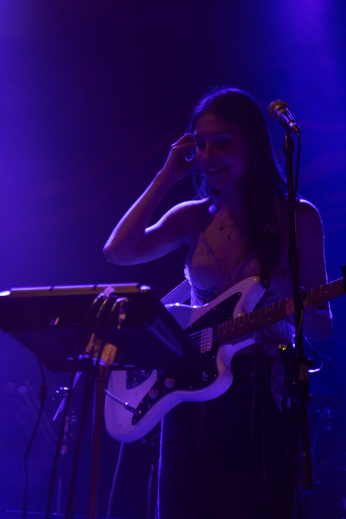Concert — Female Guitarist